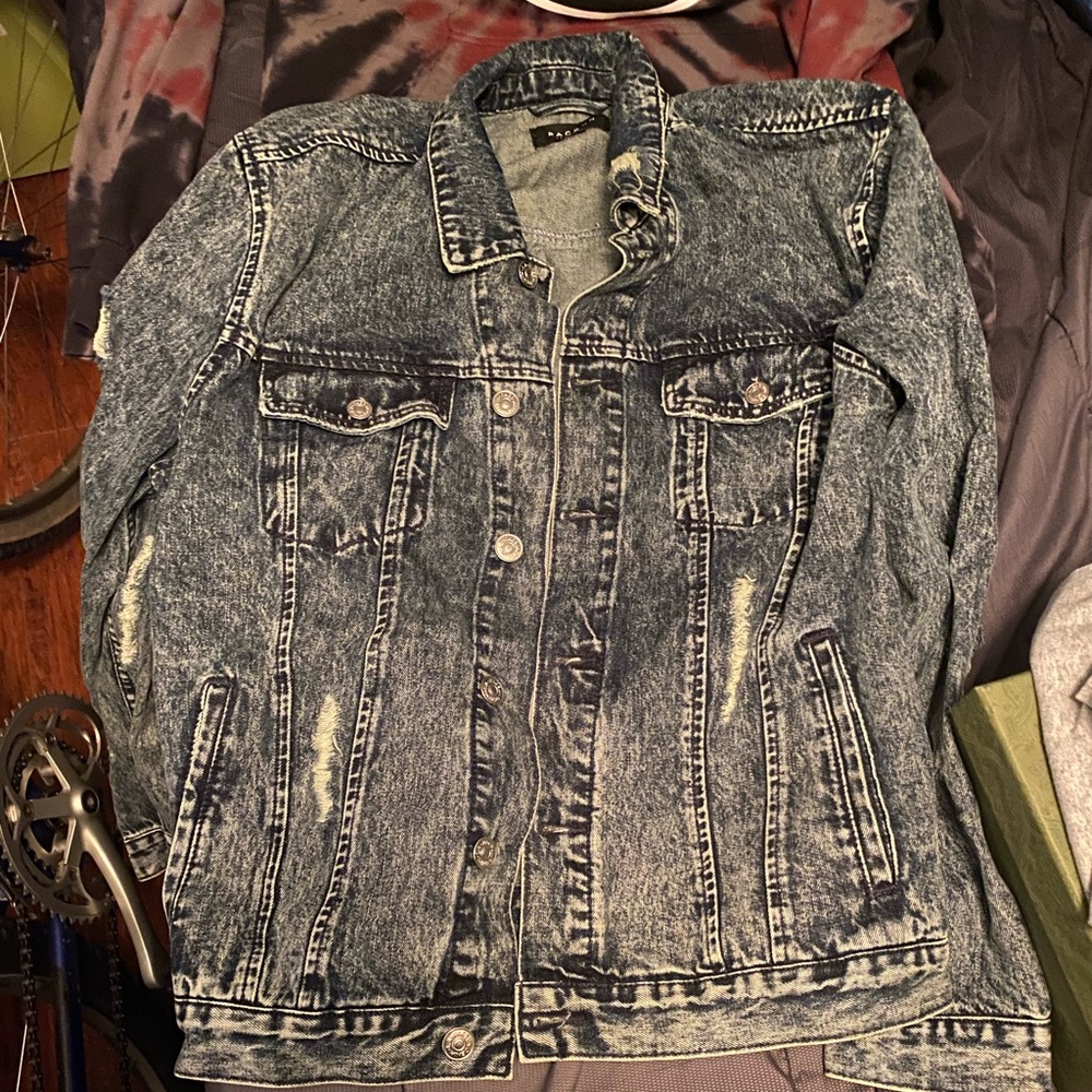 Mens Jean jacket size large